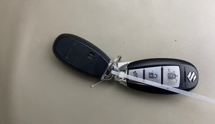 2016 Maruti Ciaz ZXI AT, Petrol, Automatic, 53,165 km, Key Close Up