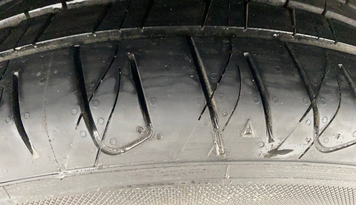 2022 MG ASTOR SHARP EX 1.5 MT, Petrol, Manual, 42,328 km, Right Rear Tyre Tread