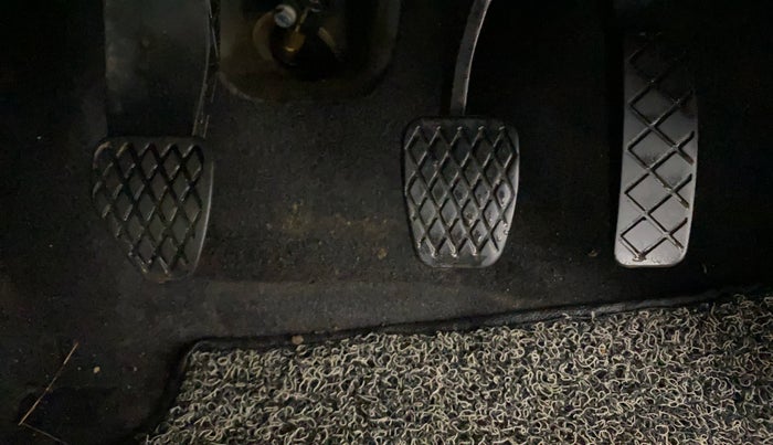 2022 MG ASTOR SHARP EX 1.5 MT, Petrol, Manual, 42,328 km, Pedals