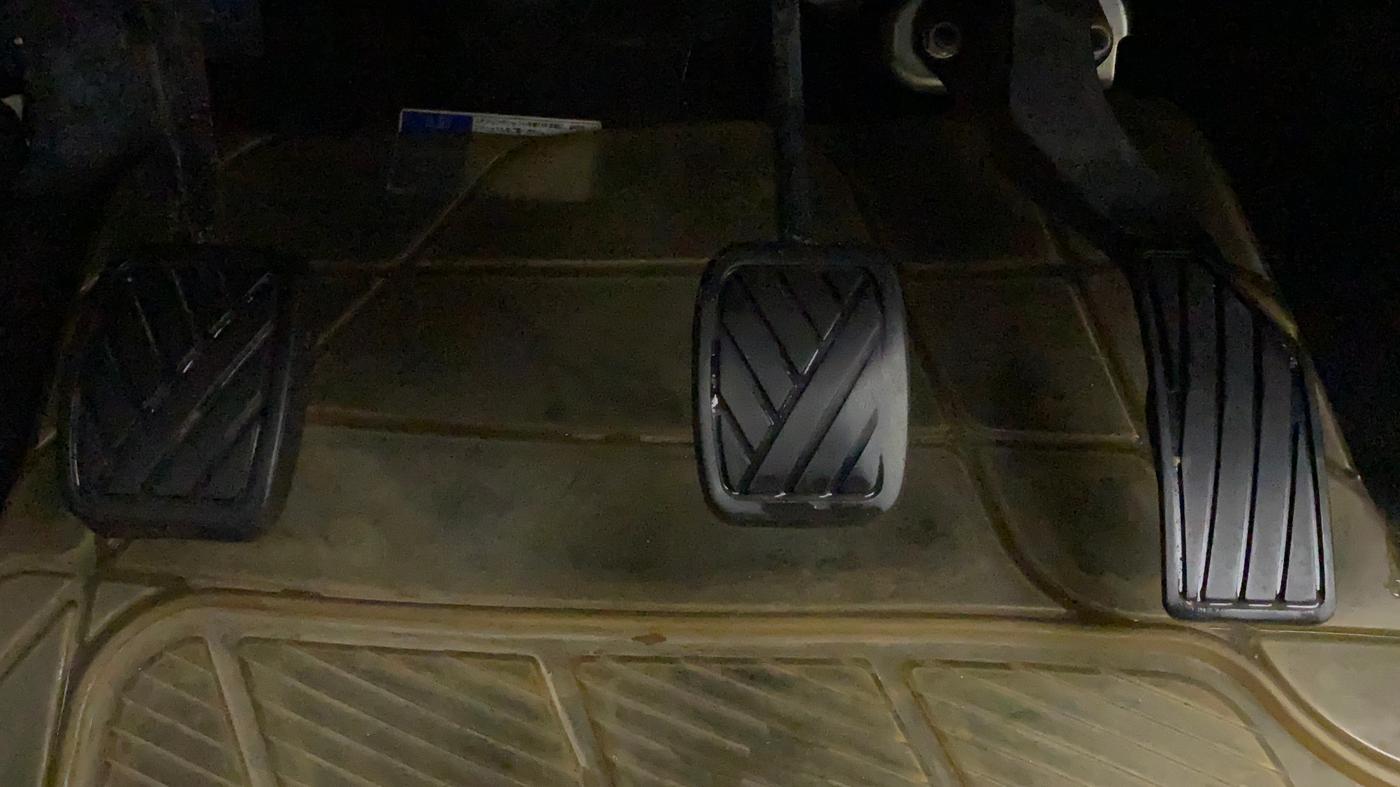 2016 Maruti Swift VXI O, Petrol, Manual, 98,250 km, Pedals