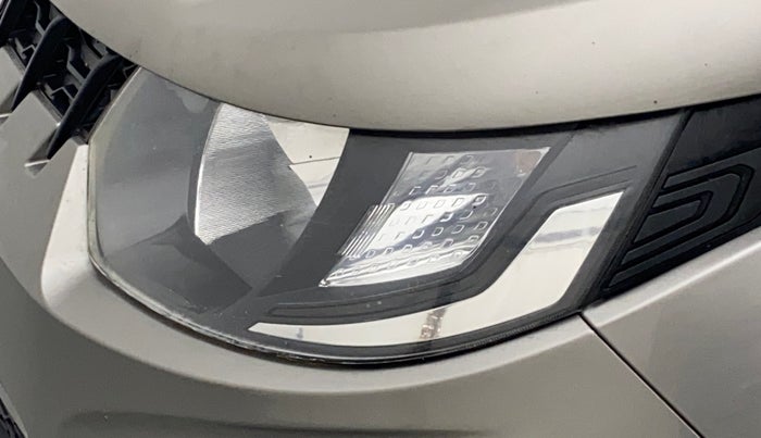 2019 Mahindra KUV 100 NXT K2 P 6 STR, Petrol, Manual, 80,049 km, Left headlight - Minor scratches