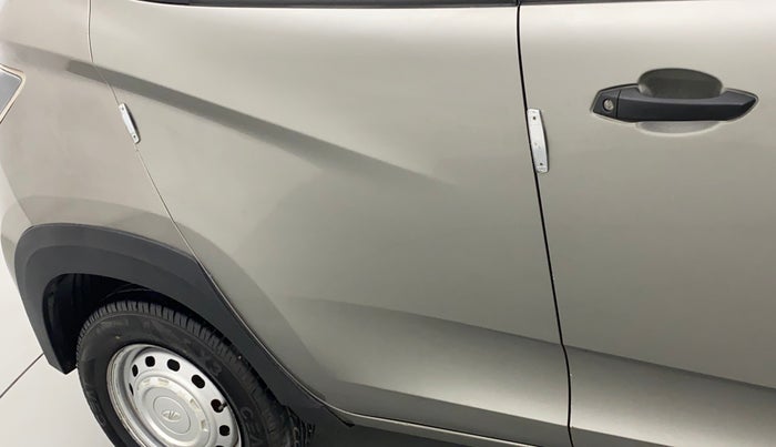 2019 Mahindra KUV 100 NXT K2 P 6 STR, Petrol, Manual, 80,049 km, Right rear door - Minor scratches