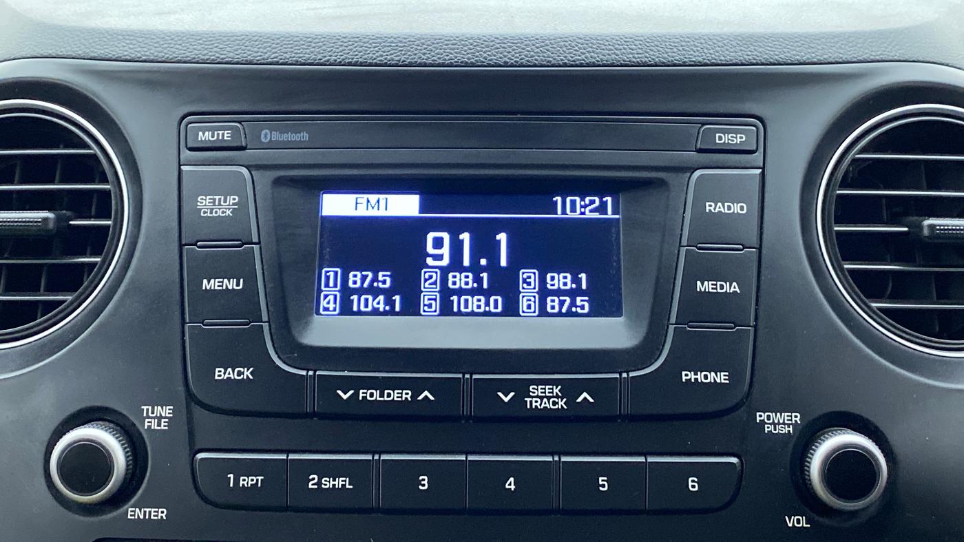 2017 Hyundai Xcent S 1.2, Petrol, Manual, 17,129 km, Infotainment System