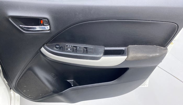 2016 Maruti Baleno DELTA PETROL 1.2, Petrol, Manual, 68,242 km, Driver Side Door Panels Control