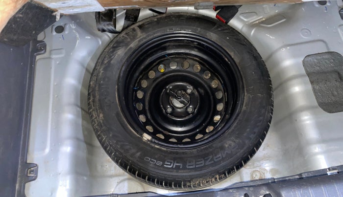 2021 Hyundai GRAND I10 NIOS SPORTZ AMT 1.2 KAPPA VTVT, Petrol, Automatic, 53,321 km, Spare Tyre