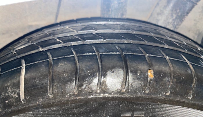 2021 Hyundai GRAND I10 NIOS SPORTZ AMT 1.2 KAPPA VTVT, Petrol, Automatic, 53,321 km, Left Rear Tyre Tread