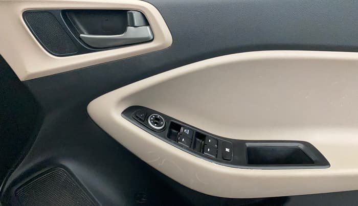 2019 Hyundai Elite i20 SPORTZ PLUS 1.2, Petrol, Manual, 73,229 km, Driver Side Door Panels Control