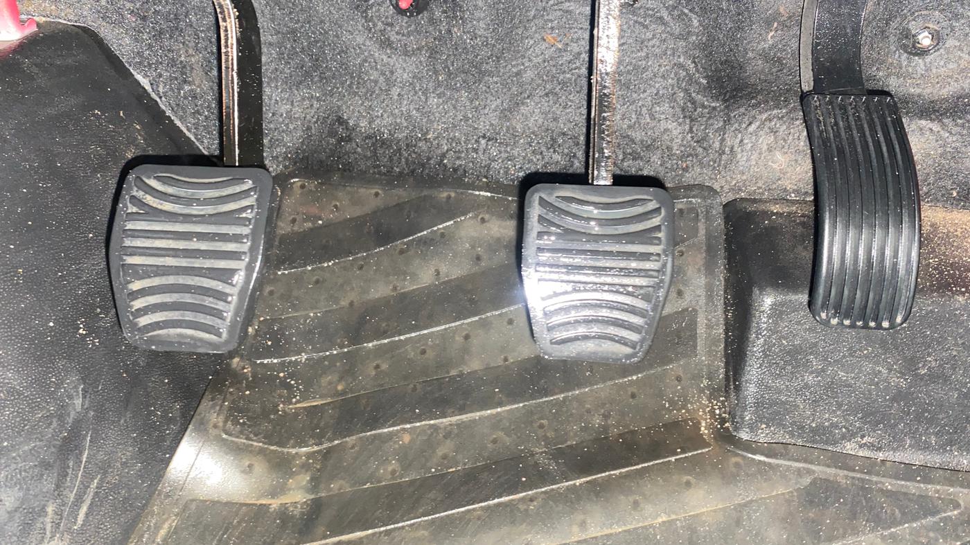2022 Mahindra Thar LX HT PETROL 4WD MT, Petrol, Manual, 48,437 km, Pedals