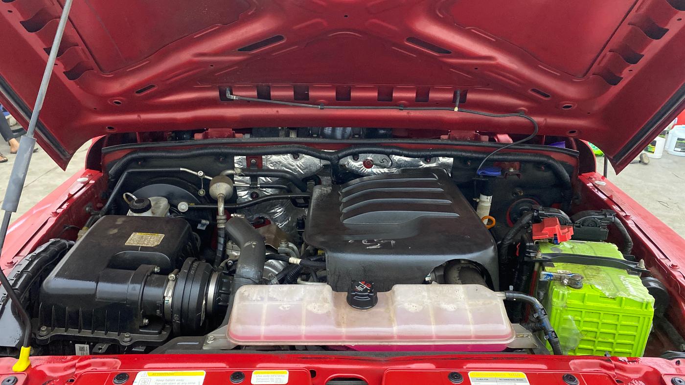 2022 Mahindra Thar LX HT PETROL 4WD MT, Petrol, Manual, 48,437 km, Engine View