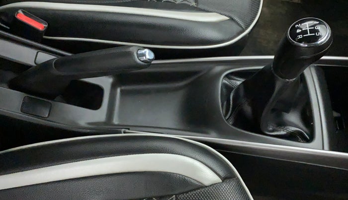 2020 Maruti Baleno DELTA PETROL 1.2, Petrol, Manual, 52,794 km, Gear Lever