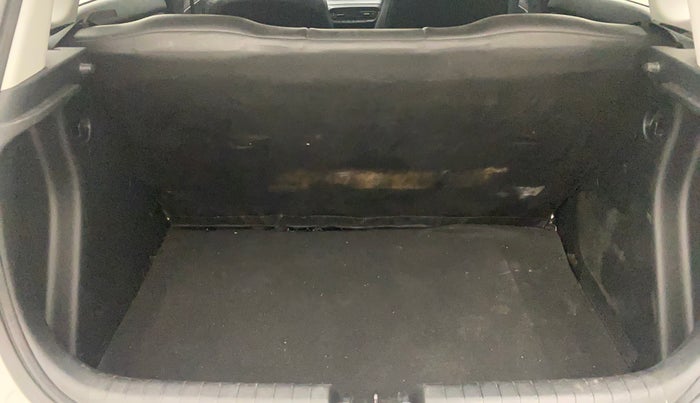 2022 Hyundai NEW I20 SPORTZ 1.2 MT, Petrol, Manual, 24,903 km, Boot Inside