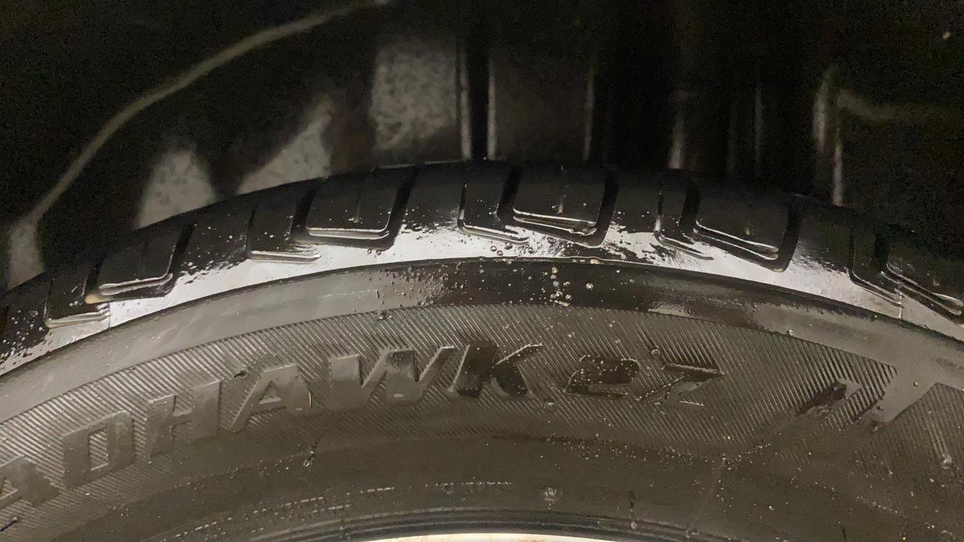 2020 Maruti Ciaz ALPHA  AT 1.5 SHVS PETROL, Petrol, Automatic, 85,198 km, Left Rear Tyre Tread