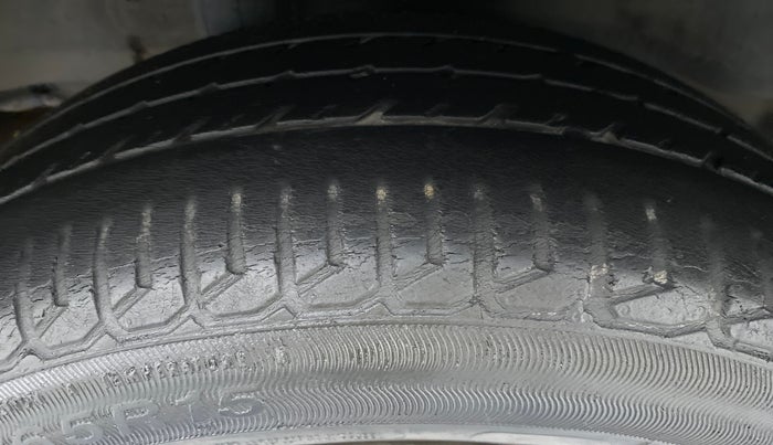 2014 Honda City SV MT PETROL, Petrol, Manual, 46,169 km, Right Rear Tyre Tread