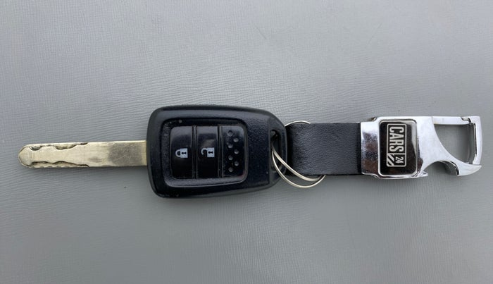 2014 Honda City SV MT PETROL, Petrol, Manual, 46,169 km, Key Close Up