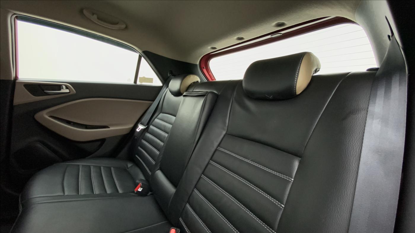 2019 Hyundai Elite i20 ASTA 1.2 (O), Petrol, Manual, 20,822 km, Right Side Rear Door Cabin