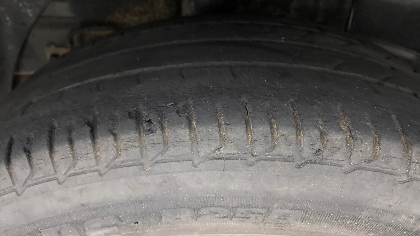 2017 Hyundai i20 Active 1.2 SX, Petrol, Manual, 61,721 km, Right Rear Tyre Tread