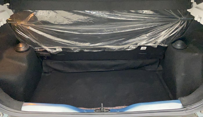 2022 Tata PUNCH ACCOMPLISHED MT, Petrol, Manual, 7,652 km, Boot Inside