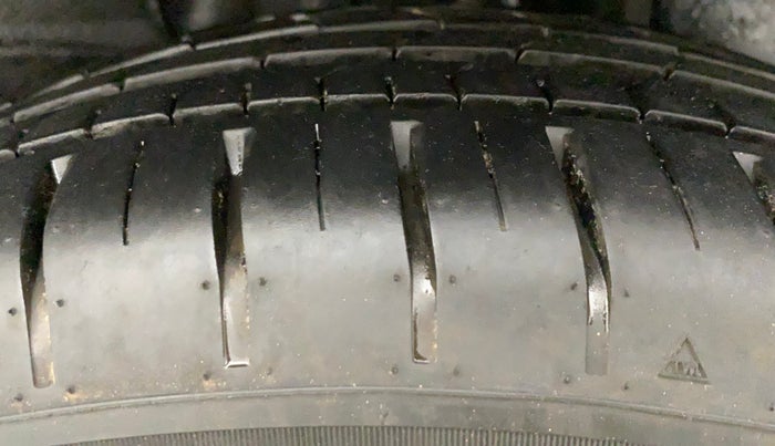 2022 Tata PUNCH ACCOMPLISHED MT, Petrol, Manual, 7,652 km, Left Rear Tyre Tread