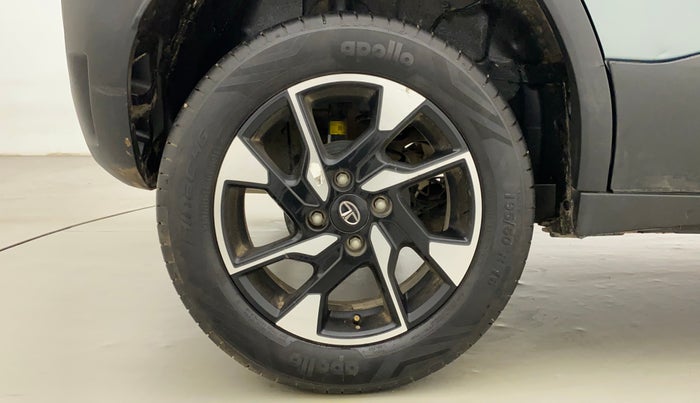 2022 Tata PUNCH ACCOMPLISHED MT, Petrol, Manual, 7,652 km, Right Rear Wheel