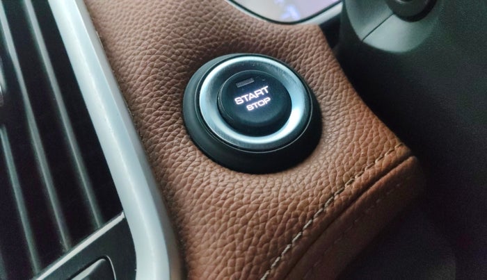 2022 MG HECTOR PLUS SHARP 1.5 PETROL TURBO CVT 6-STR, Petrol, Automatic, 56,886 km, Keyless Start/ Stop Button