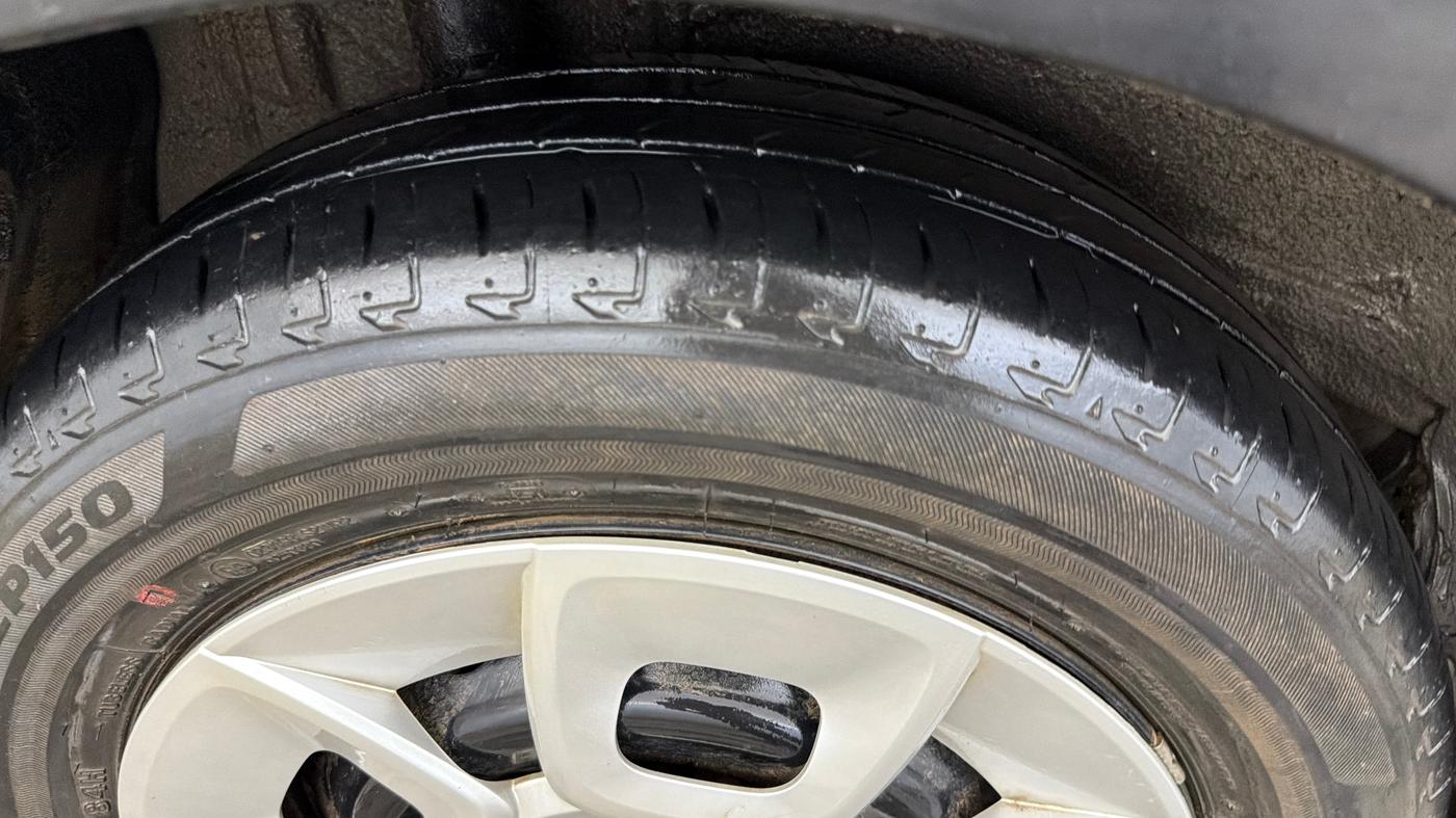 2022 Maruti IGNIS DELTA 1.2 AMT, Petrol, Automatic, 28,472 km, Right Rear Tyre Tread