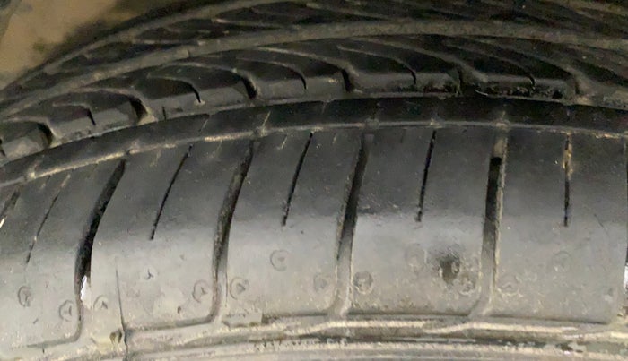 2017 Maruti Baleno DELTA PETROL 1.2, Petrol, Manual, 76,325 km, Left Rear Tyre Tread