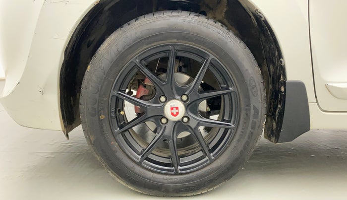 2017 Maruti Baleno DELTA PETROL 1.2, Petrol, Manual, 76,325 km, Left Front Wheel