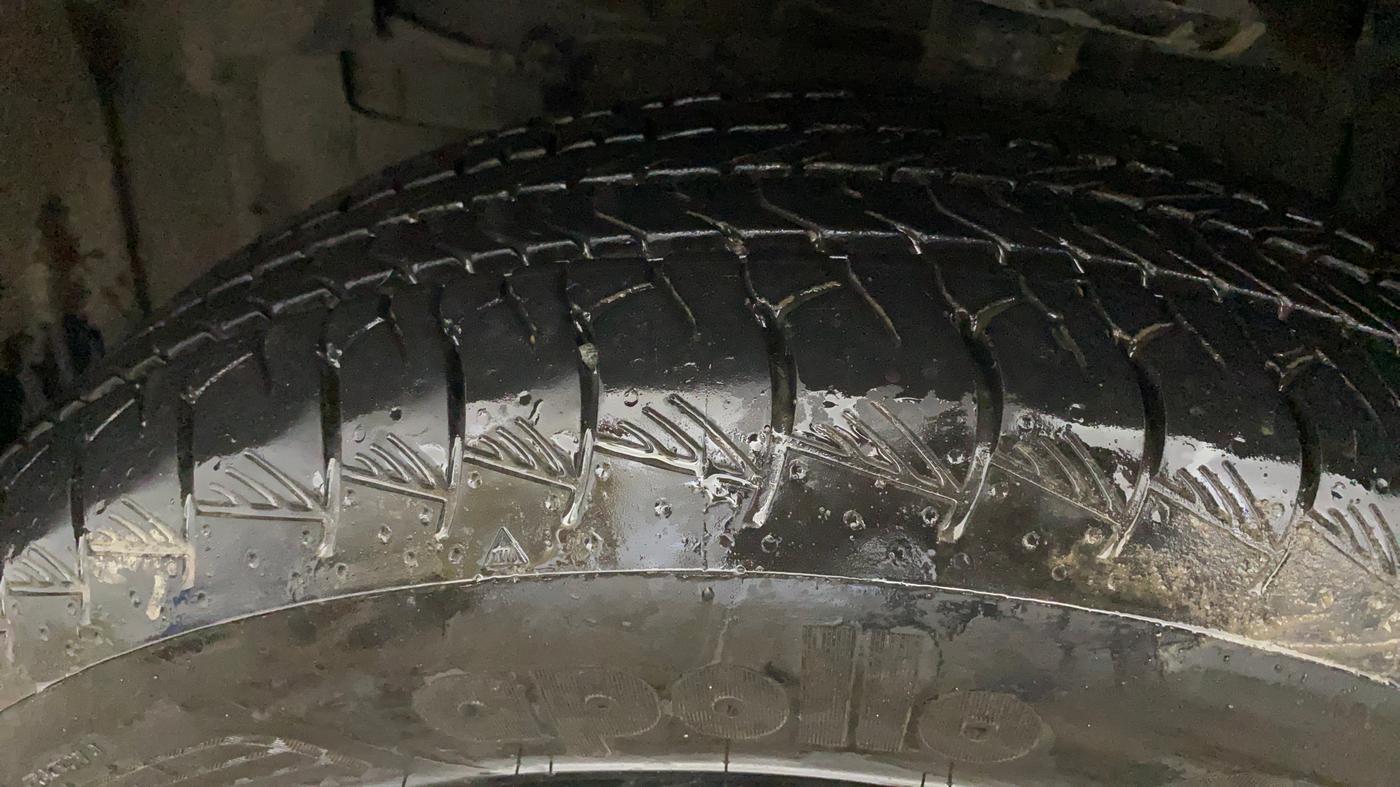 2025 Maruti Grand Vitara SIGMA SMART HYBRID, Petrol, Manual, 4,491 km, Left Front Tyre Tread