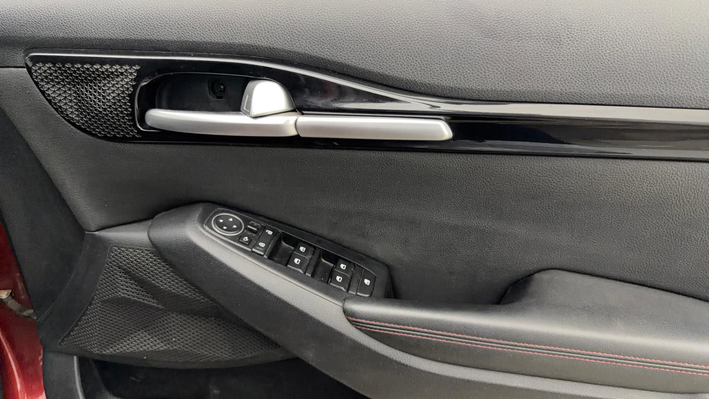 2019 KIA SELTOS GTX 1.4 PETROL, Petrol, Manual, 35,564 km, Driver Side Door Panels Control