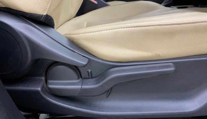 2021 Honda City 1.5L I-VTEC ZX CVT, Petrol, Automatic, 37,632 km, Driver Side Adjustment Panel