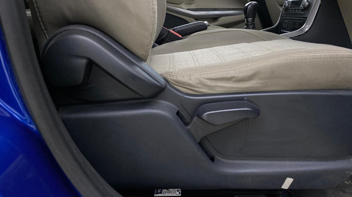2019 Ford Ecosport TITANIUM + 1.5L PETROL, Petrol, Manual, 97,413 km, Driver Side Adjustment Panel