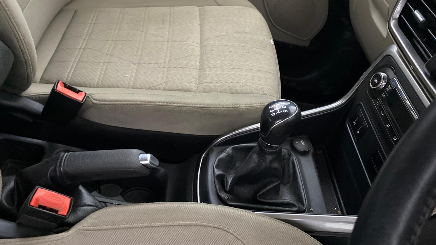 2019 Ford Ecosport TITANIUM + 1.5L PETROL, Petrol, Manual, 97,413 km, Gear Lever