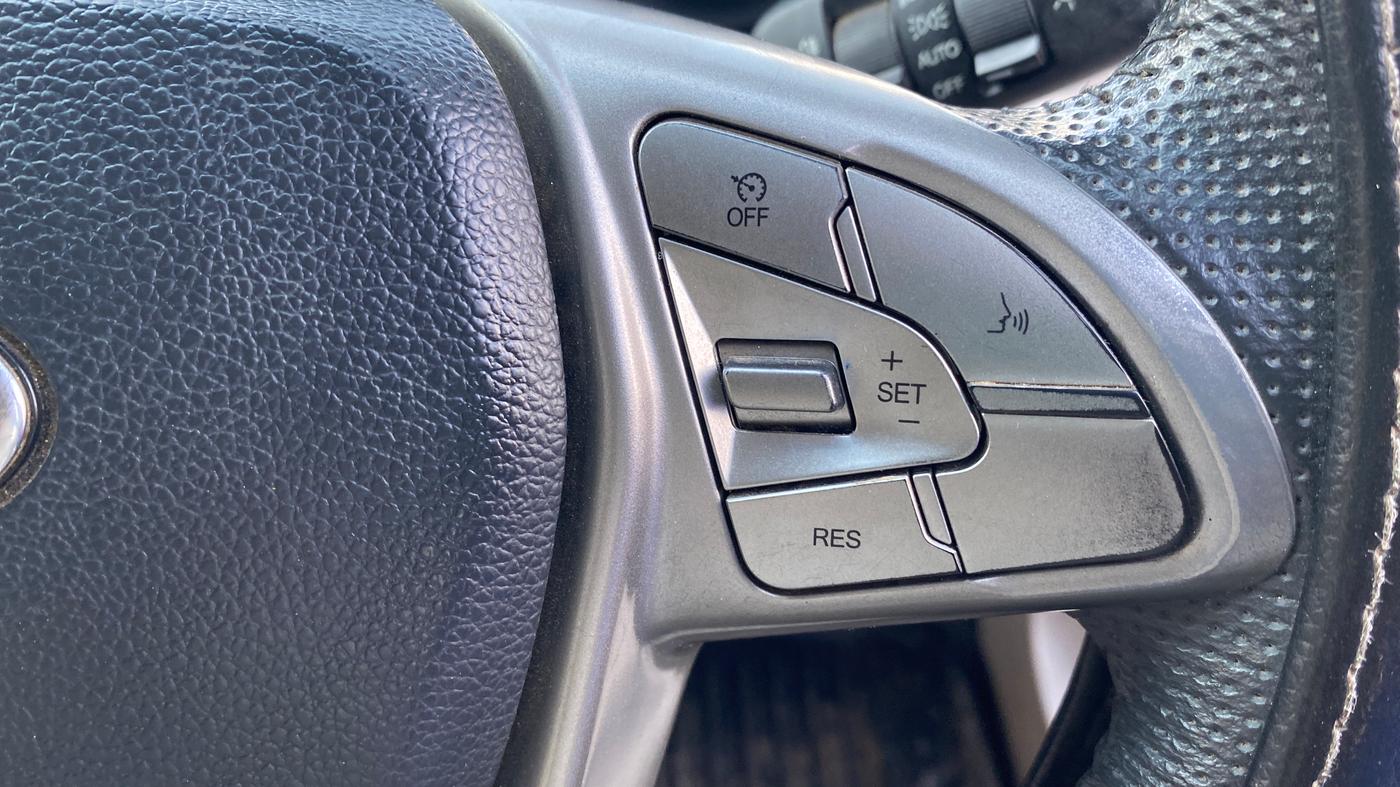 2021 Mahindra XUV300 W8 (O) 1.2 PETROL, Petrol, Manual, 47,115 km, Adaptive Cruise Control