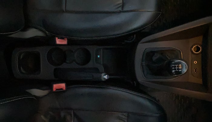 2018 Ford FREESTYLE TITANIUM 1.5 DIESEL, Diesel, Manual, 1,30,602 km, Gear Lever