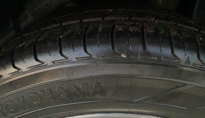 2018 Ford FREESTYLE TITANIUM 1.5 DIESEL, Diesel, Manual, 1,30,602 km, Left Rear Tyre Tread