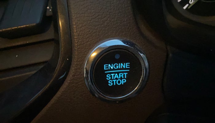 2018 Ford FREESTYLE TITANIUM 1.5 DIESEL, Diesel, Manual, 1,30,602 km, Keyless Start/ Stop Button