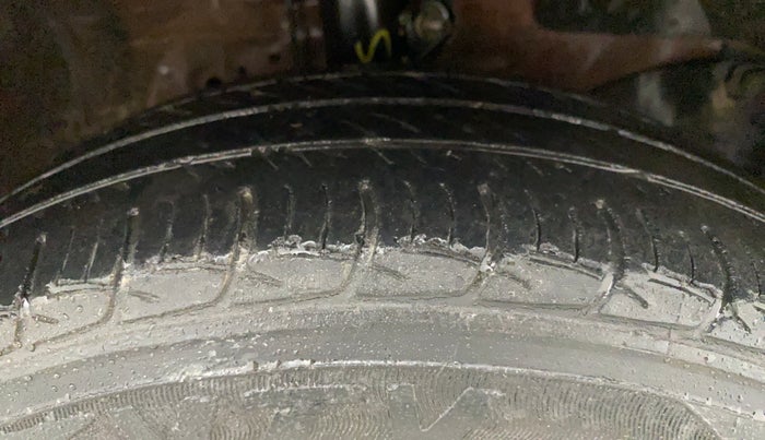 2017 Honda Amaze 1.2L I-VTEC S, Petrol, Manual, 79,311 km, Right Front Tyre Tread