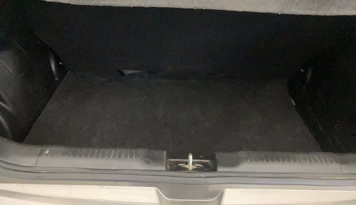 2022 Maruti Swift VXI, Petrol, Manual, 56,362 km, Boot Inside