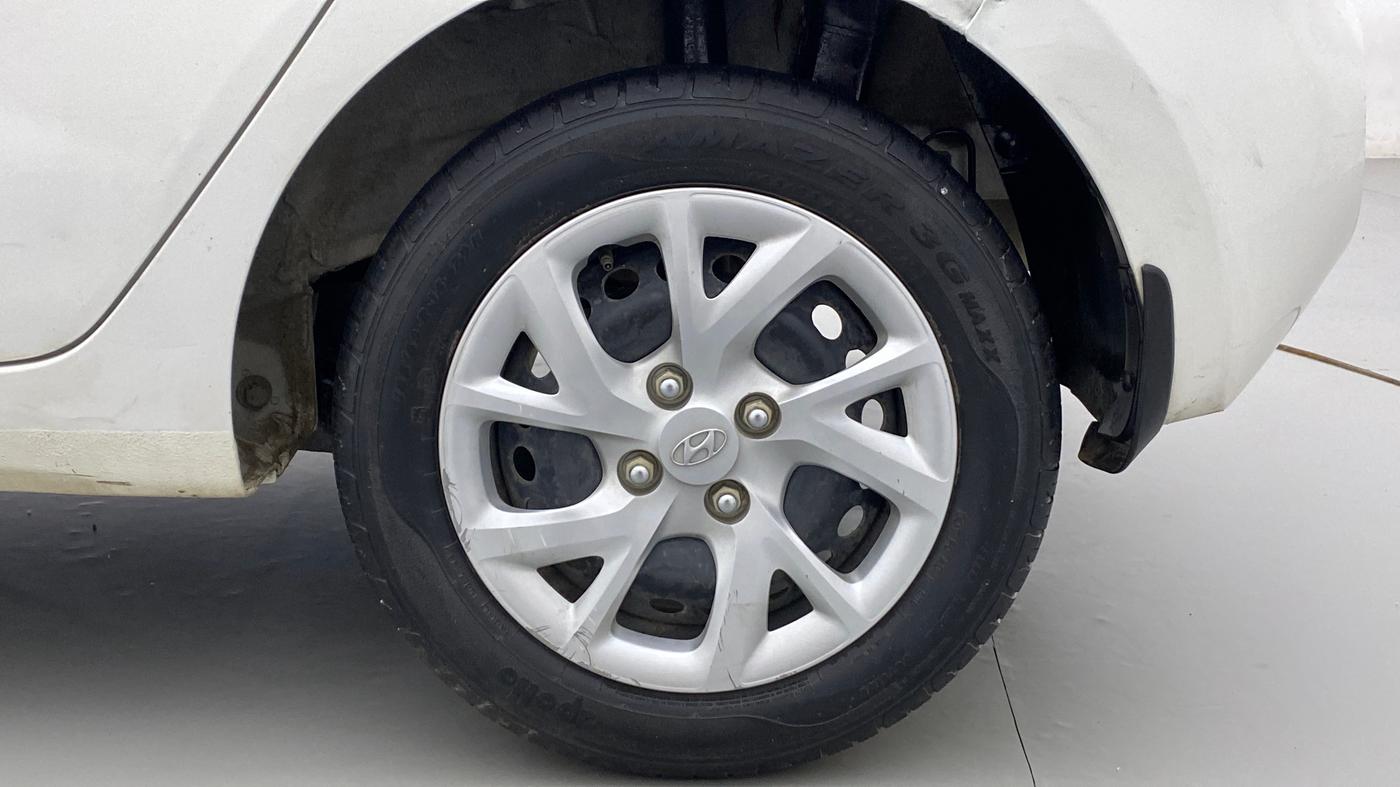 2017 Hyundai Grand i10 MAGNA 1.2 KAPPA VTVT, Petrol, Manual, 27,431 km, Left Rear Wheel