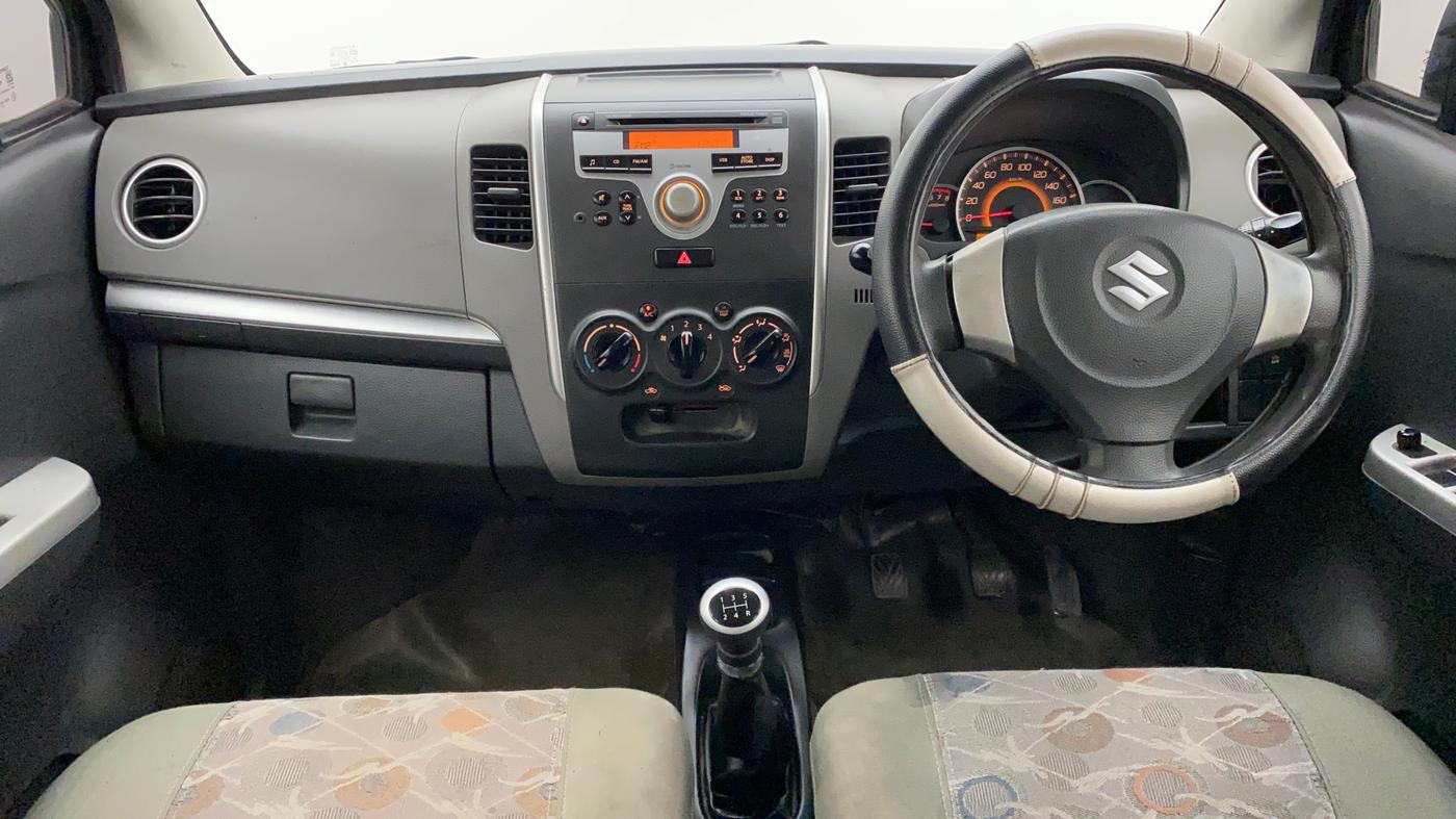 2011 Maruti Wagon R 1.0 VXI, Petrol, Manual, 53,178 km, Dashboard