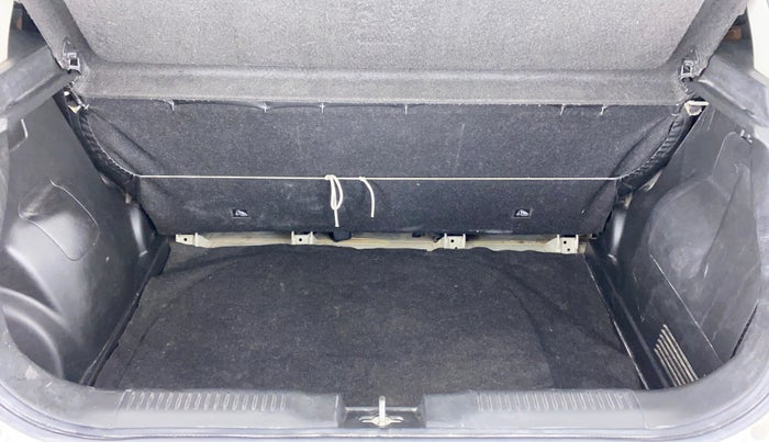 2018 Maruti Swift VXI, Petrol, Manual, 19,972 km, Boot Inside