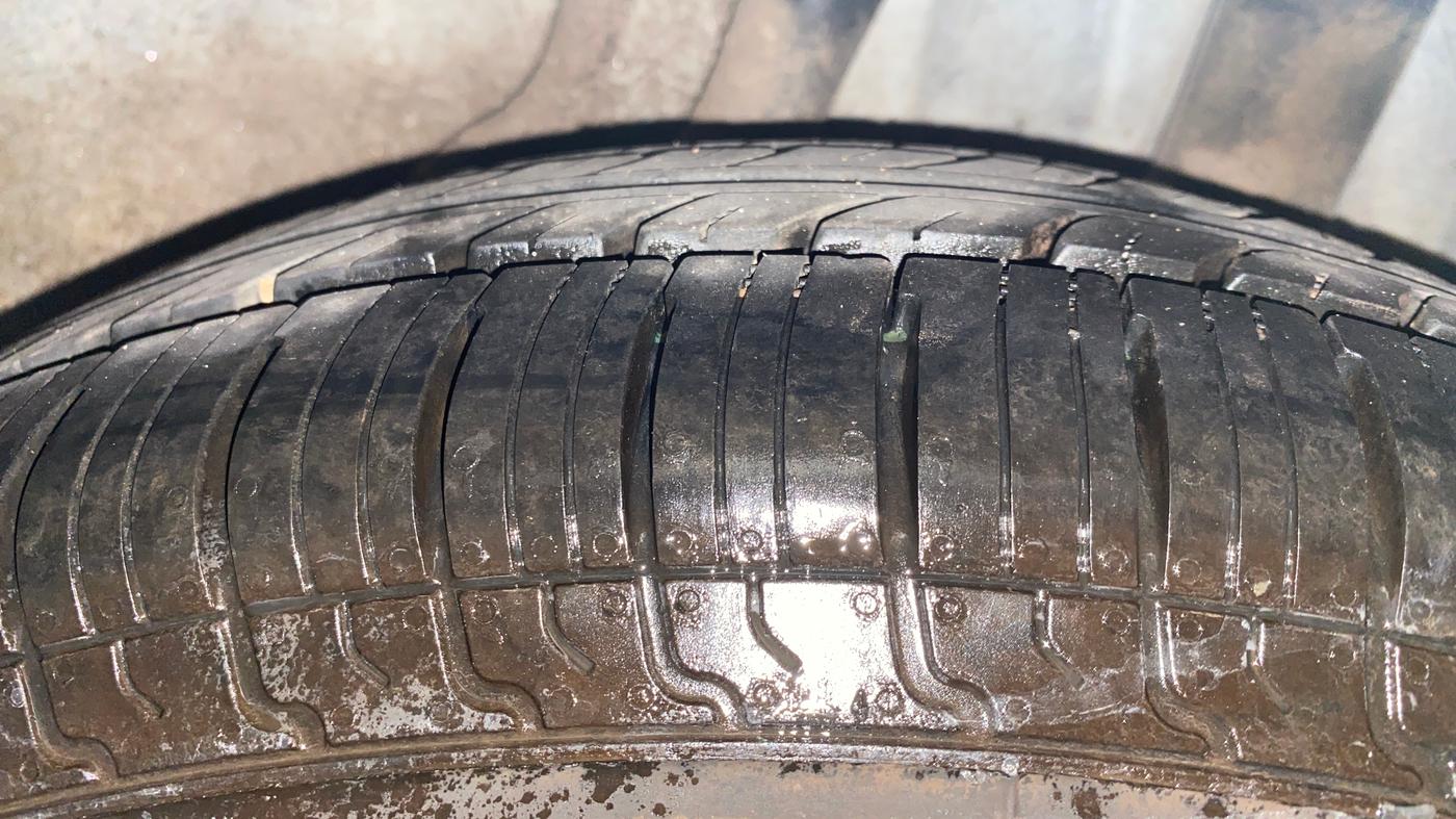 2015 Honda Amaze 1.2L I-VTEC E, Petrol, Manual, 55,181 km, Left Rear Tyre Tread