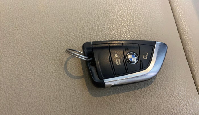 2019 BMW X1 sDrive 20d x Line, Diesel, Automatic, 87,219 km, Key Close Up