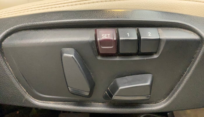 2019 BMW X1 sDrive 20d x Line, Diesel, Automatic, 87,219 km, Driver Side Adjustment Panel