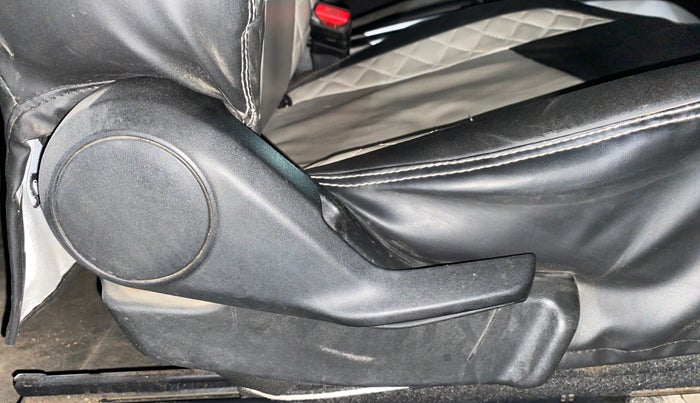 2018 Maruti Baleno DELTA PETROL 1.2, Petrol, Manual, 88,861 km, Driver Side Adjustment Panel