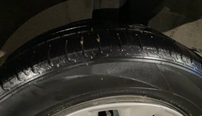 2018 Maruti Baleno DELTA PETROL 1.2, Petrol, Manual, 88,861 km, Left Rear Tyre Tread