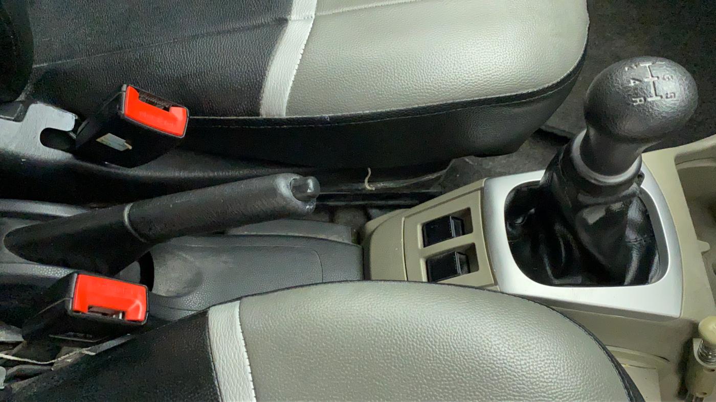2016 Maruti Alto K10 VXI, Petrol, Manual, 24,863 km, Gear Lever