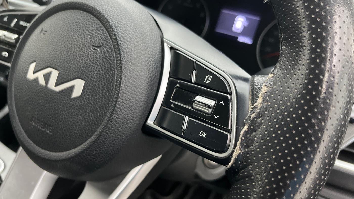 2022 KIA SELTOS HTK 1.5 PETROL, Petrol, Manual, 33,872 km, Adaptive Cruise Control