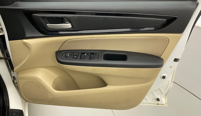 2019 Honda Amaze 1.2L I-VTEC S, Petrol, Manual, 40,305 km, Driver Side Door Panels Control