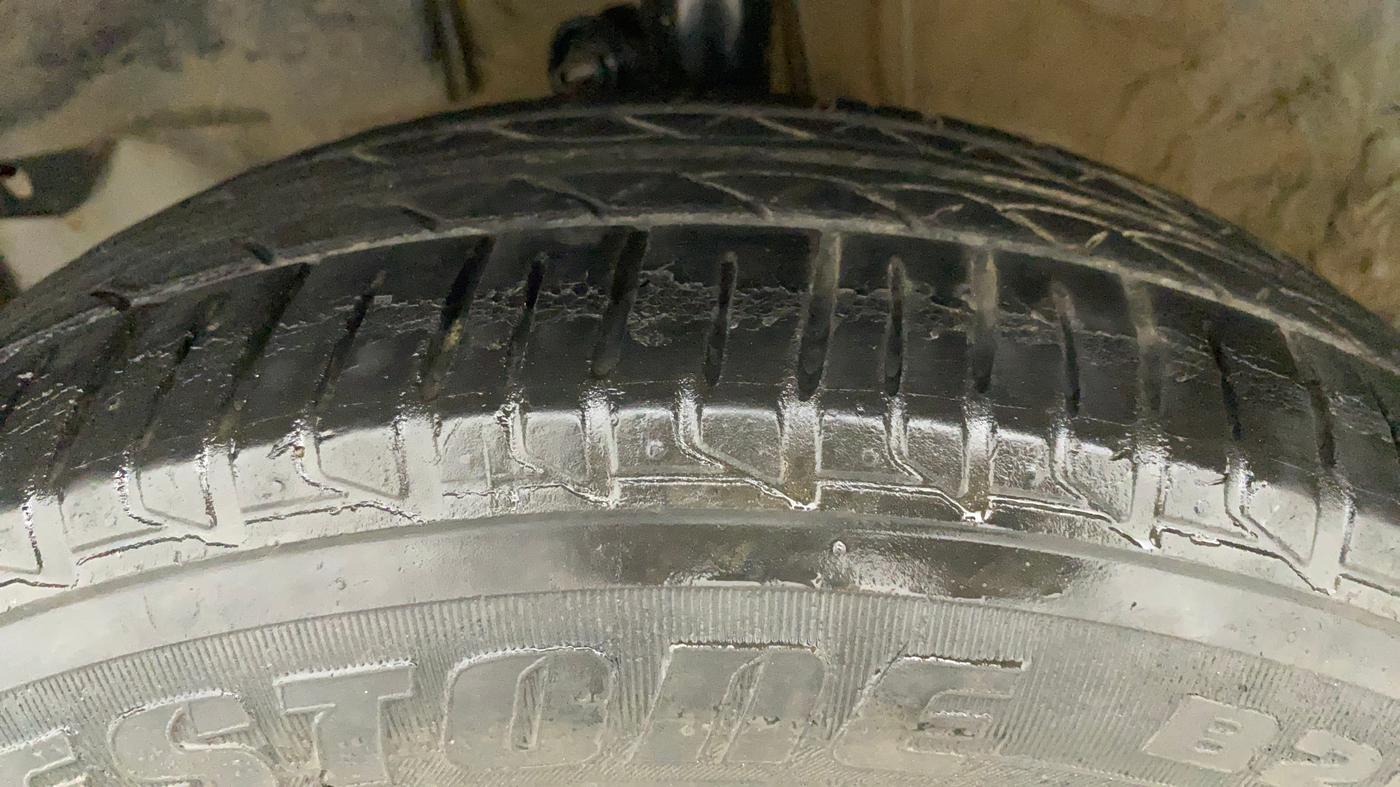 2019 Honda Amaze 1.2L I-VTEC S, Petrol, Manual, 40,305 km, Left Front Tyre Tread